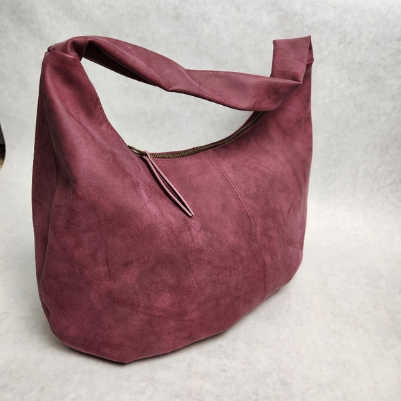 Shoulder bag Hobo bag Burgundy Vegan leather Plum color UNIVERSAL THREAD - Picture 6 of 15